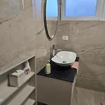 Lux *